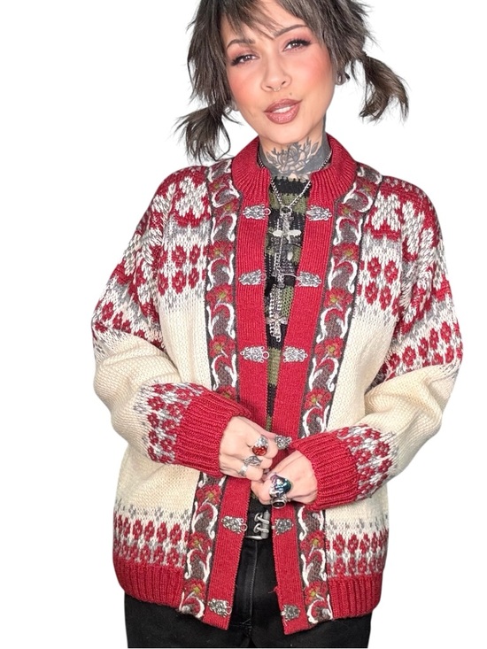 Vintage Sweaters - ❣️SOLD❣️